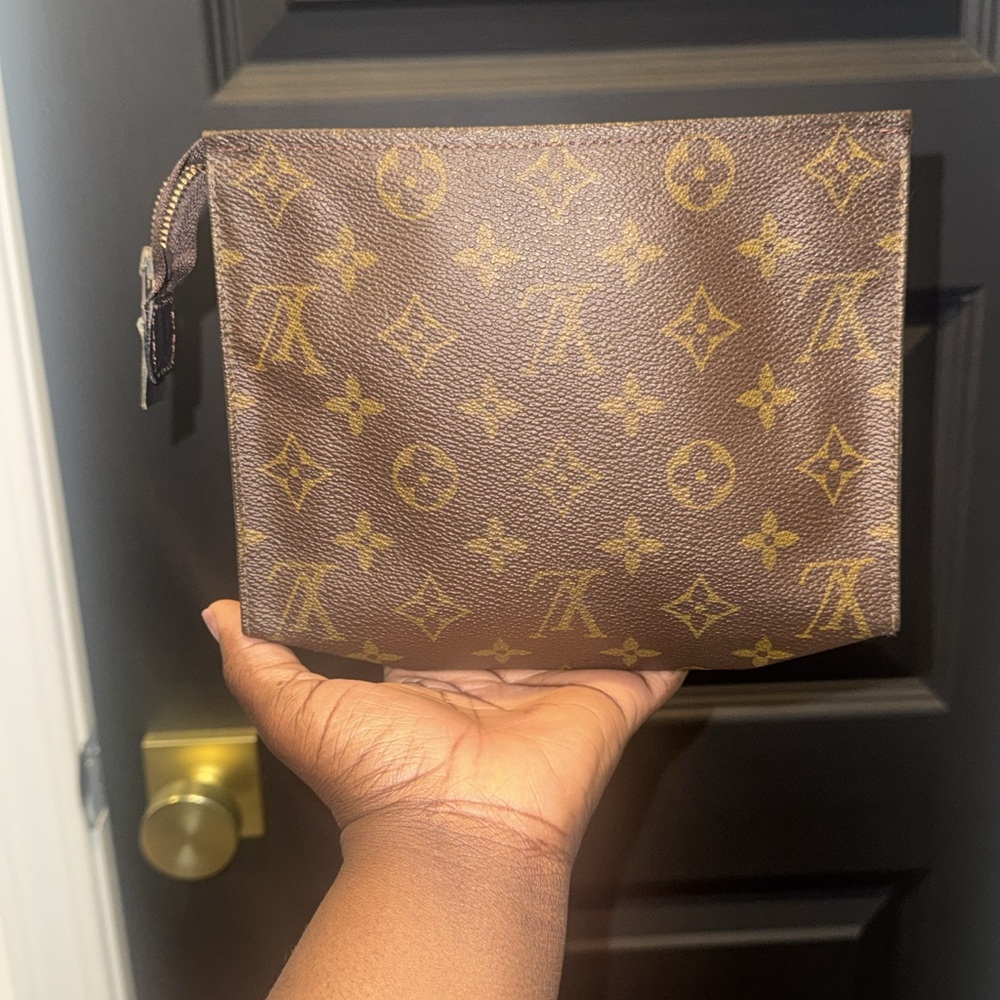 Louis Vuitton Toiletry Pouch 19